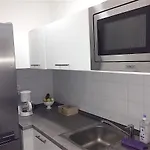 Daire Apartment&rooms Near Brandenburg Gate Berlin