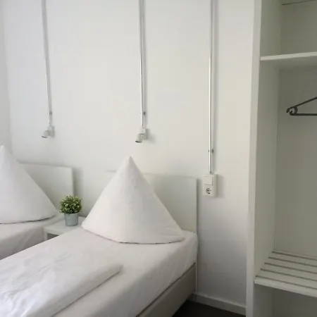 Apartment&rooms Near Brandenburg Gate *