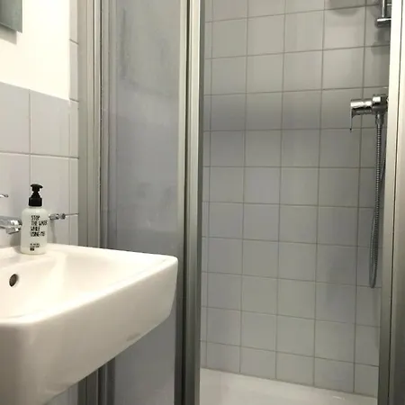 Διαμέρισμα Apartment&rooms Near Brandenburg Gate Βερολίνο