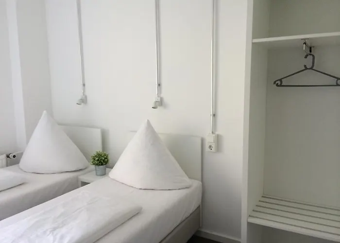 Apartment&rooms Near Brandenburg Gate *