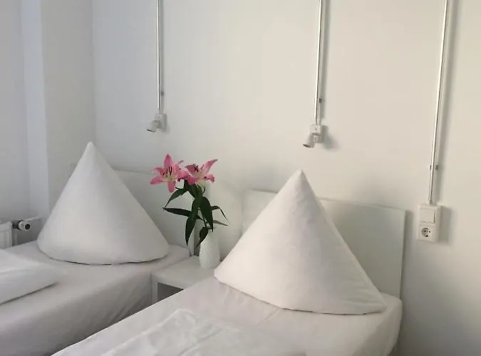 Apartment&rooms Near Brandenburg Gate