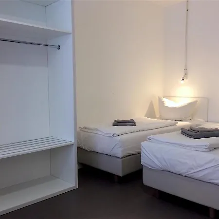 아파트 Apartment&rooms Near Brandenburg Gate *