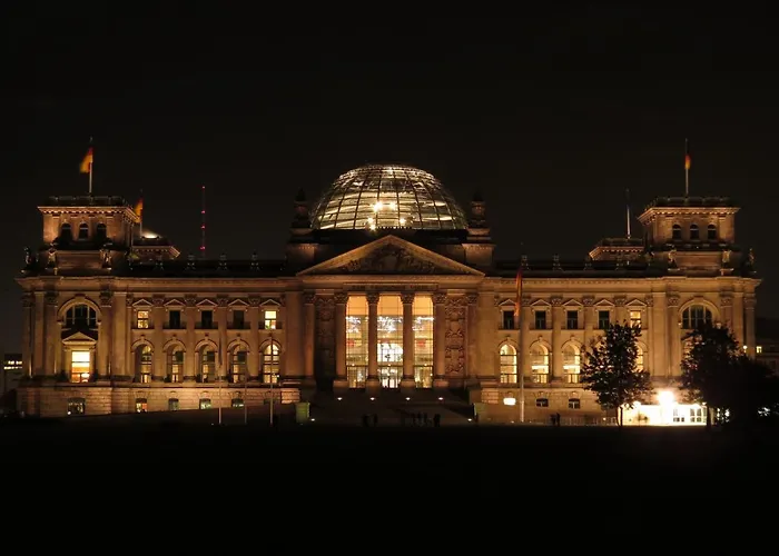 Apartamento Apartment&rooms Near Brandenburg Gate *