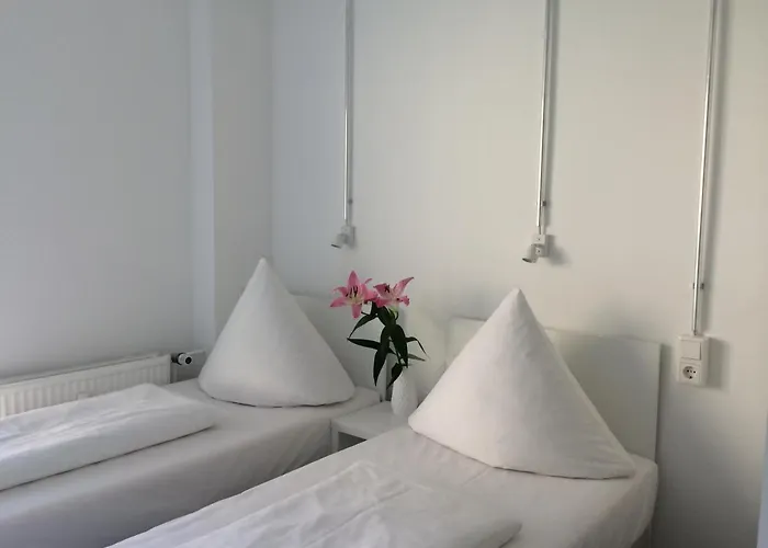 Apartment&rooms Near Brandenburg Gate *